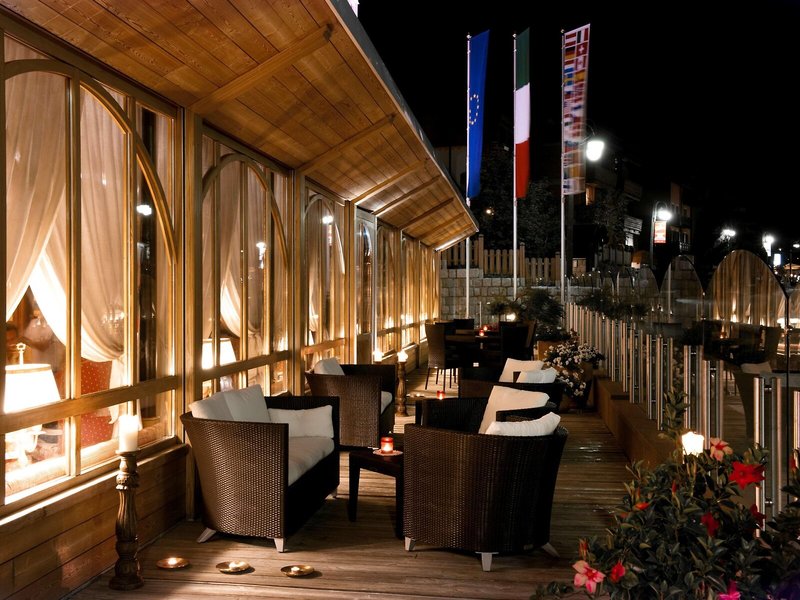 Alpen Suite Hotel 15