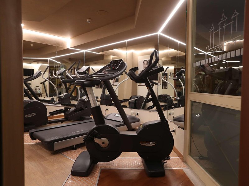 Alpen Suite Hotel 21