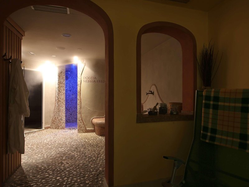 Alpen Suite Hotel 32