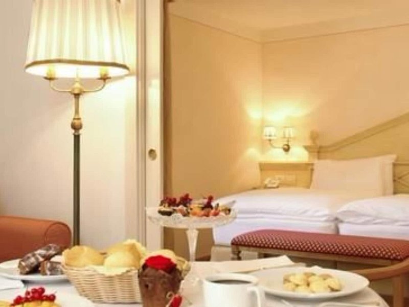 Alpen Suite Hotel 37