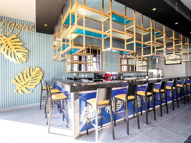 Riu Palace Tropical Bay Hotel 13