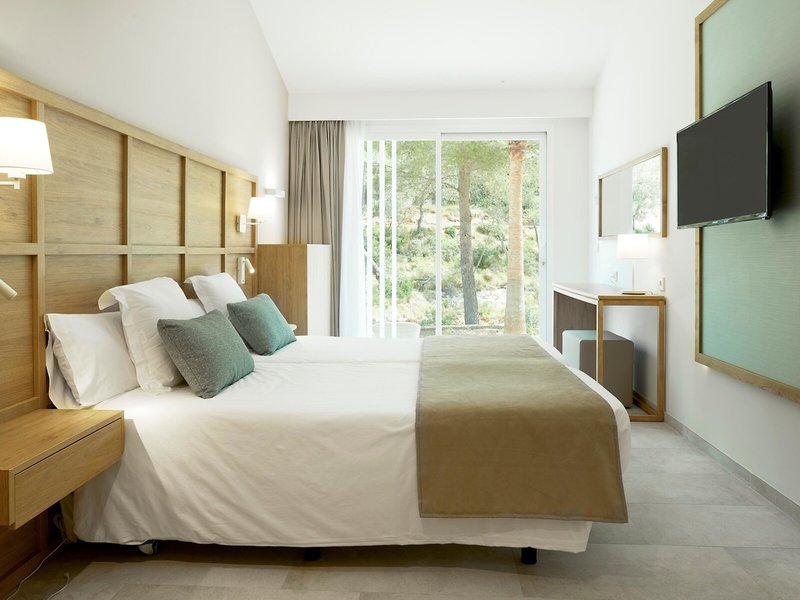 Iberostar Waves Cala Domingos 25