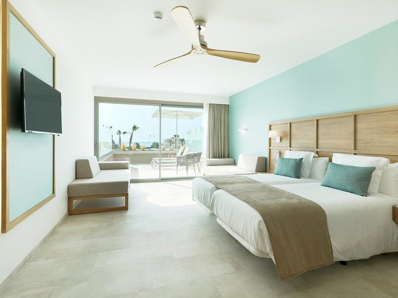 Iberostar Waves Cala Domingos 42