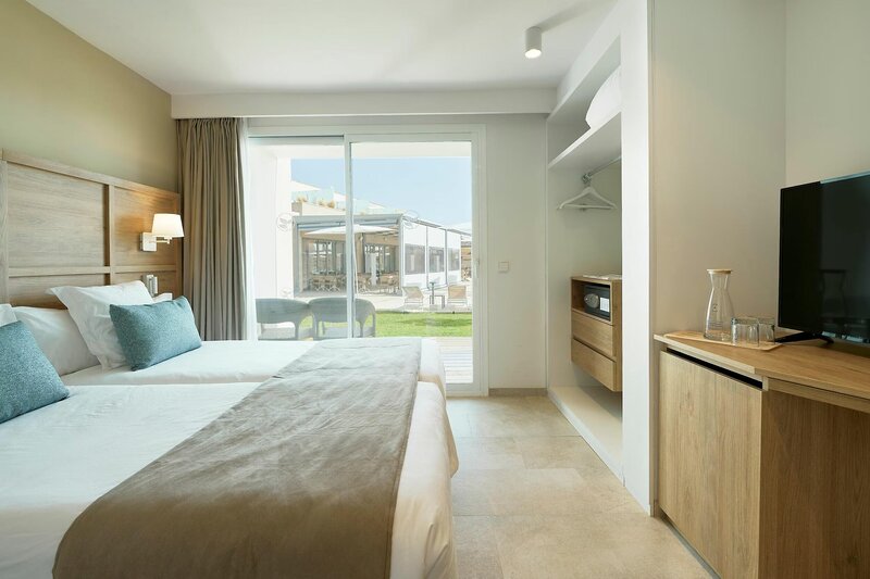 Iberostar Waves Cala Domingos 29