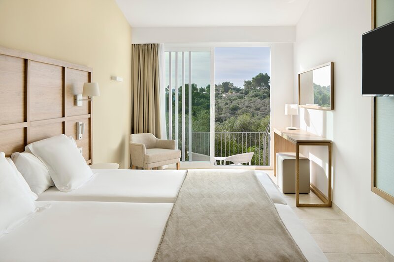 Iberostar Waves Cala Domingos 31