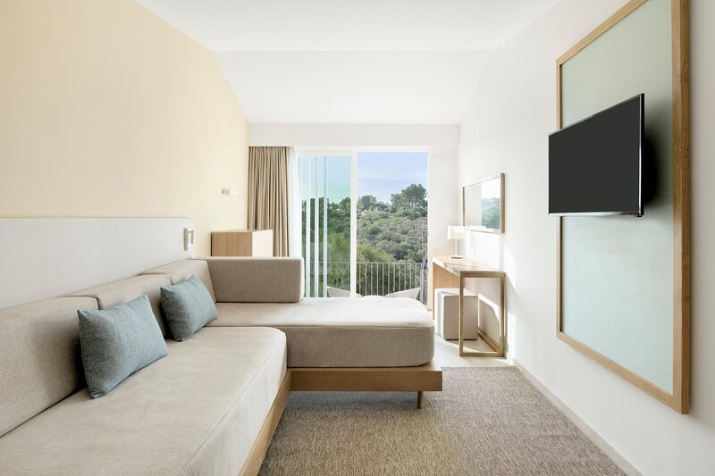 Iberostar Waves Cala Domingos 33