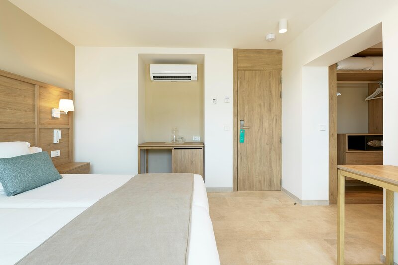 Iberostar Waves Cala Domingos 63