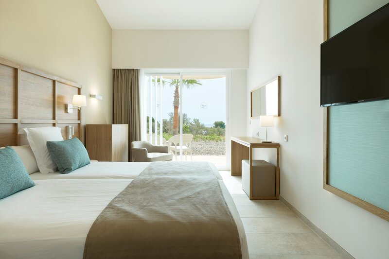 Iberostar Waves Cala Domingos 66