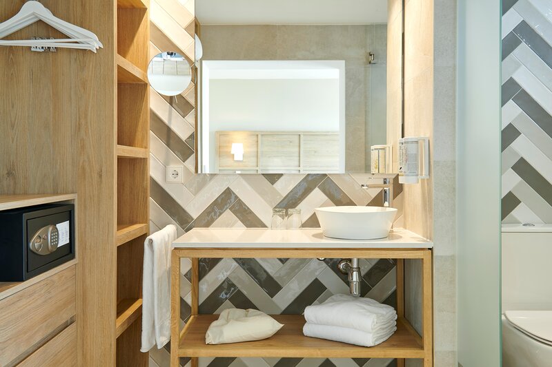 Iberostar Waves Cala Domingos 71