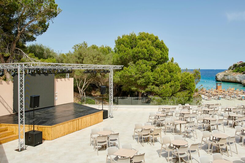 Iberostar Waves Cala Domingos 41