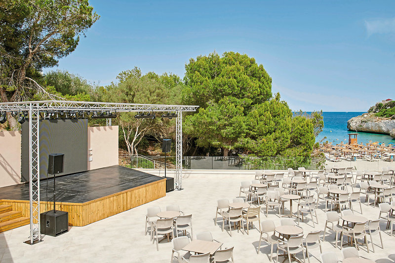 Iberostar Waves Cala Domingos 8