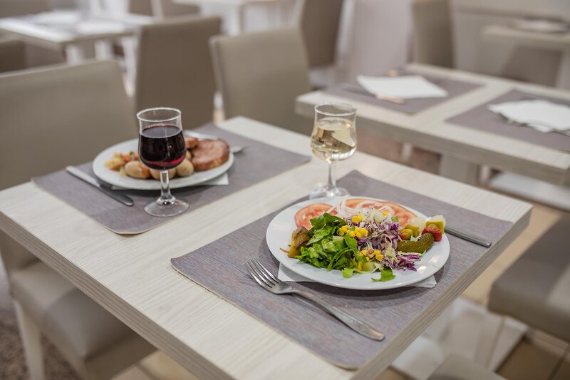 TUI SUNEO Waikiki 82