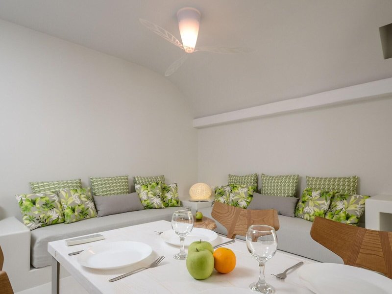 Antony Suites & Residences 10