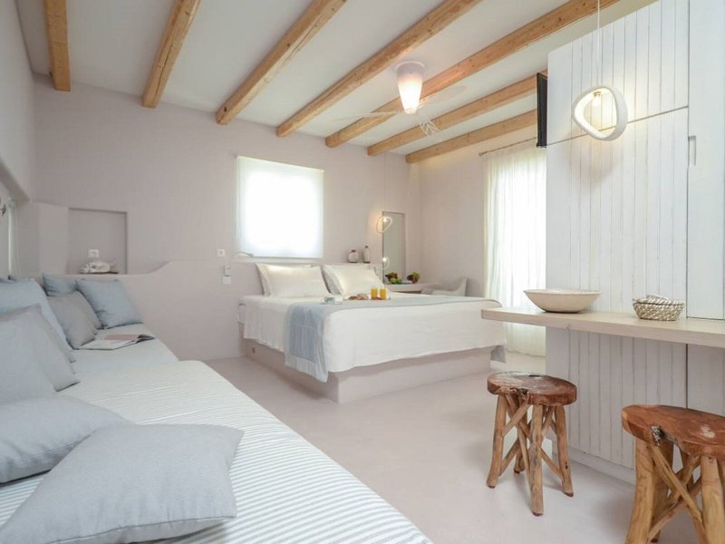 Antony Suites & Residences 25