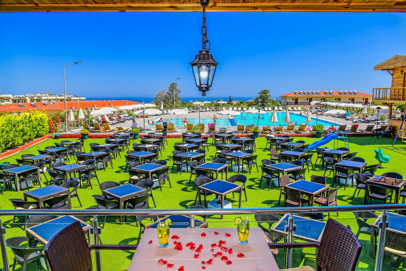 Riverside Garden Resort 15