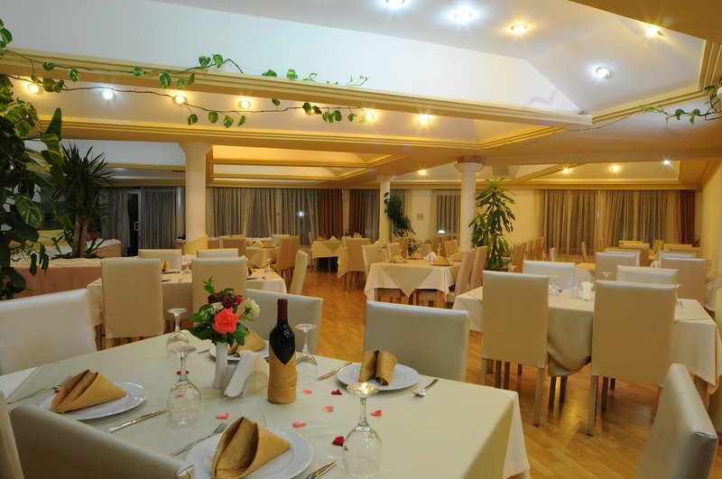 Riverside Garden Resort 16