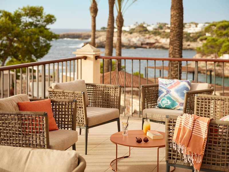 ROBINSON Cala Serena 33