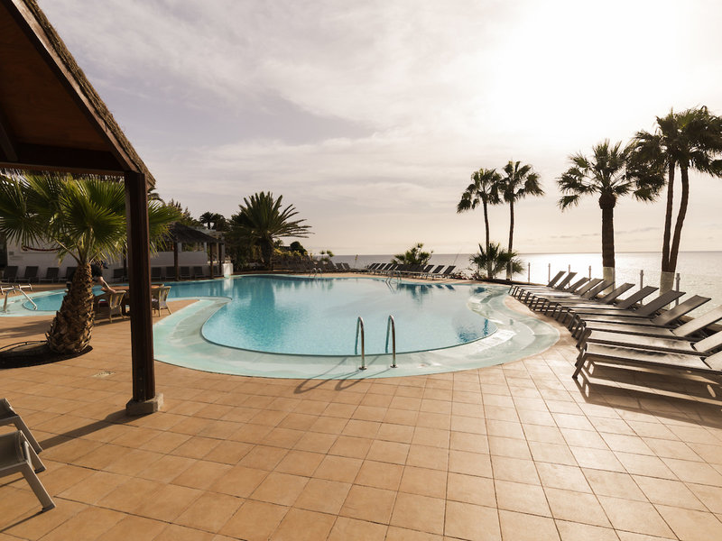 ROBINSON ESQUINZO PLAYA 9 - Outdoor Pool