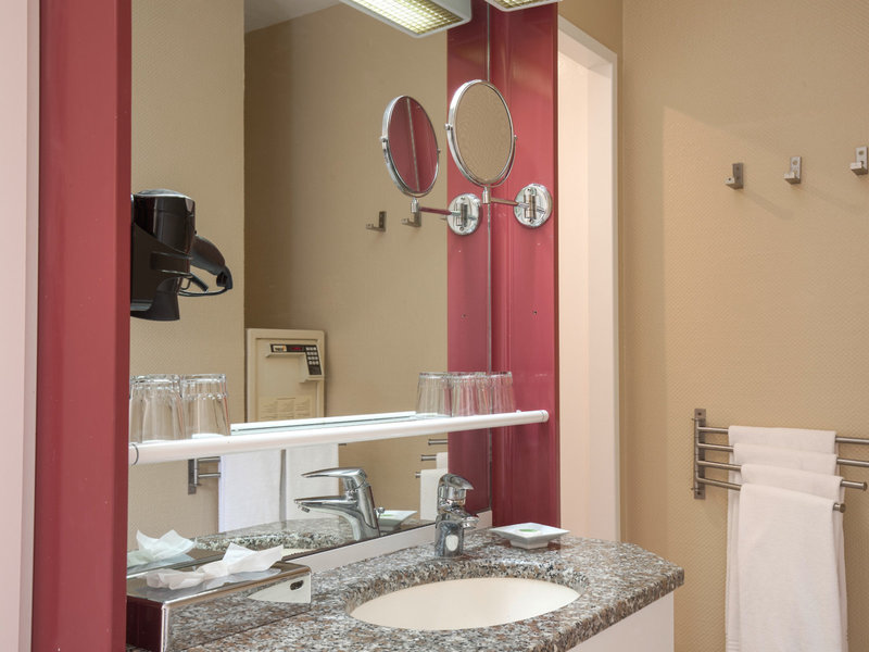 ROBINSON ESQUINZO PLAYA 43 - Room Example