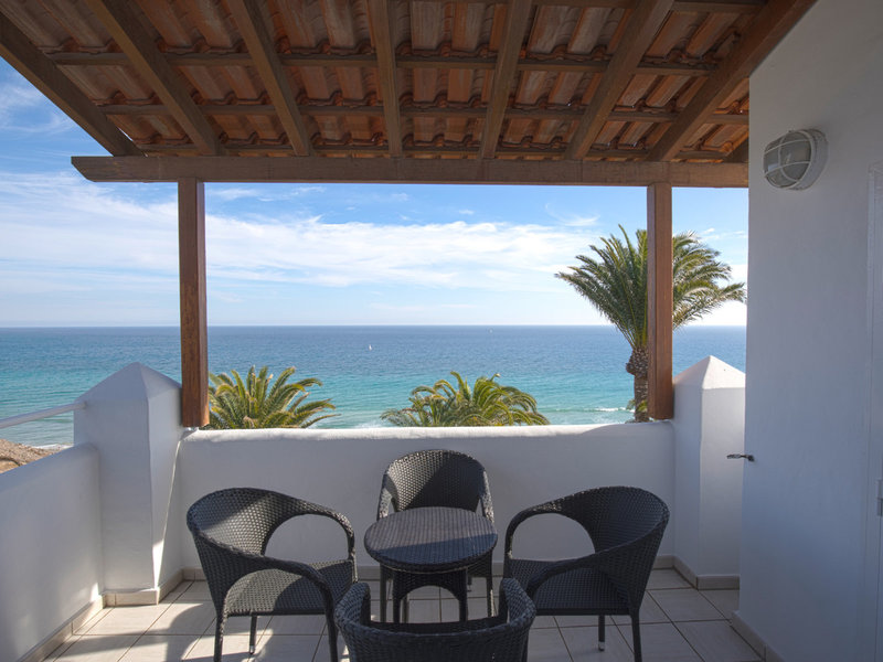 ROBINSON ESQUINZO PLAYA 48 - Room Example