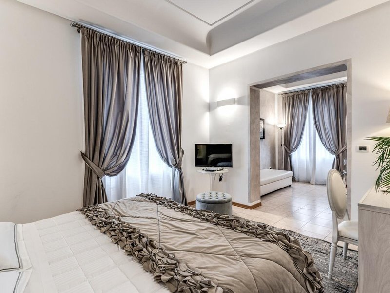 Artemisia Palace 16