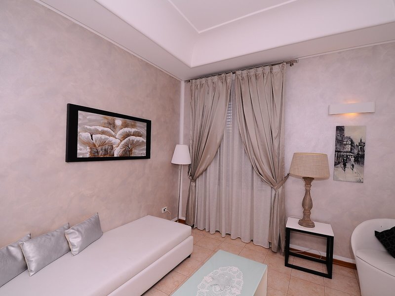 Artemisia Palace 23