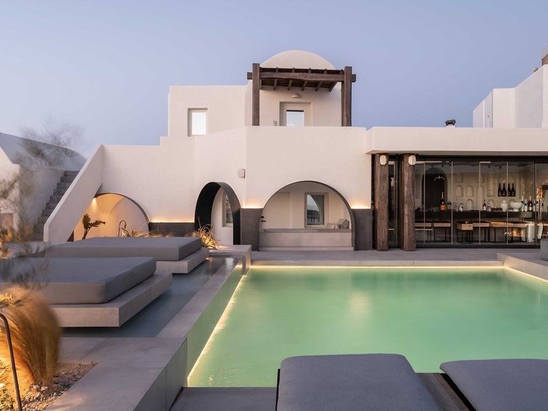 Rocabella Santorini 13