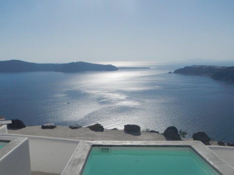 Rocabella Santorini 24