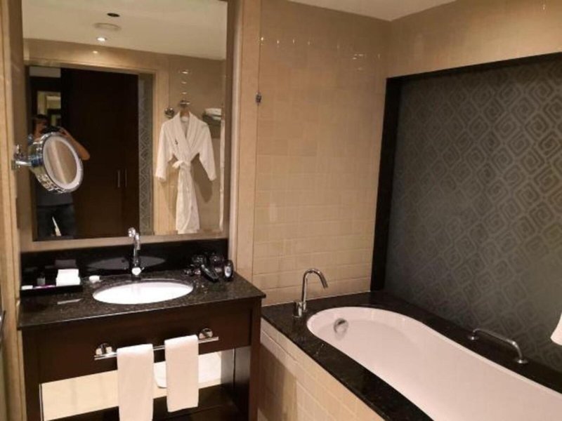 Asiana Hotel 40