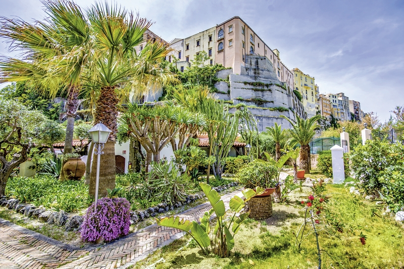 Le Roccette Mare Beach Hotel & Resturant 5