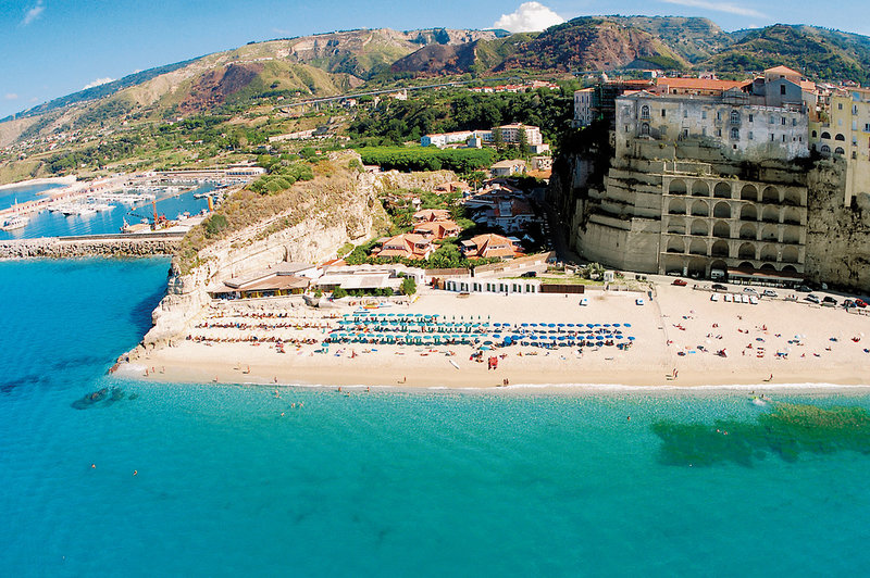 Le Roccette Mare Beach Hotel & Resturant 10