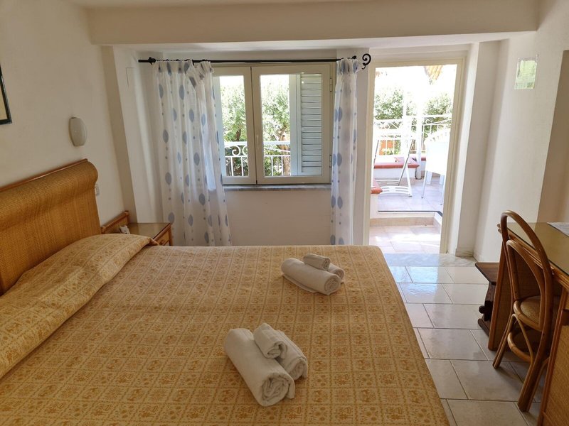 Le Roccette Mare 31 - Room Example