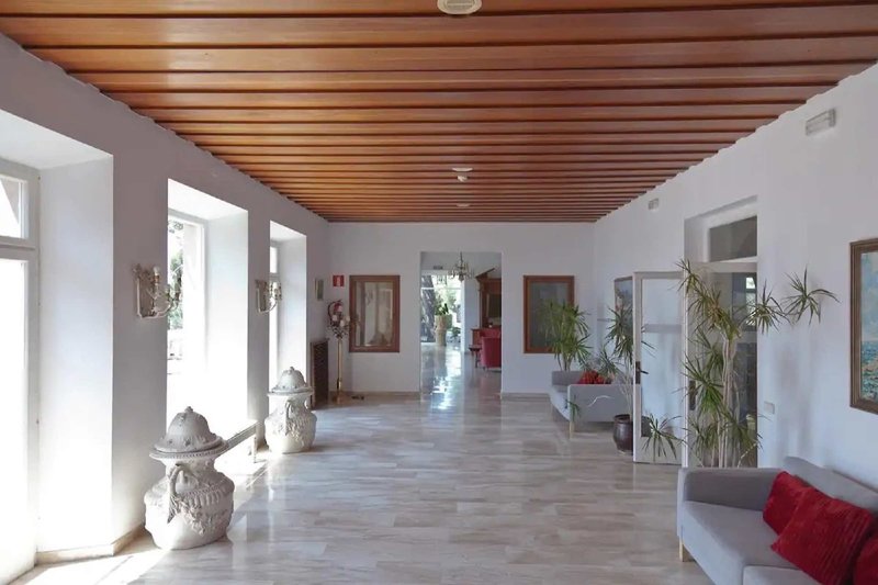 Roger de Flor Palace 2