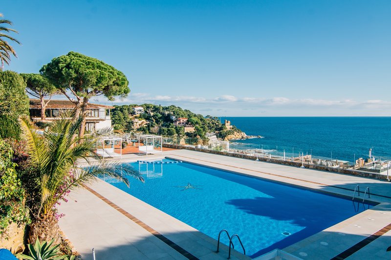 Hotel Roger De Flor By Seleqtta 7