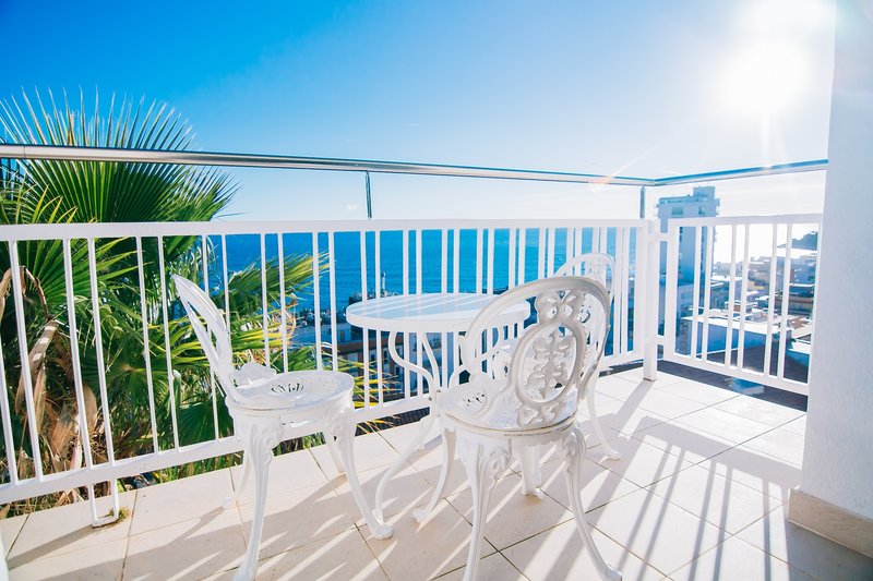 Hotel Roger De Flor By Seleqtta 22