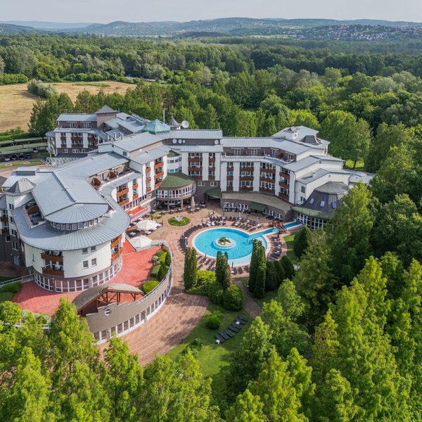 Lotus Therme Hotel & Spa 6