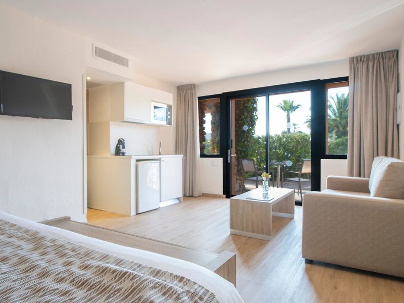Pierre & Vacances Apartamentos Premium Menorca Binibeca 19