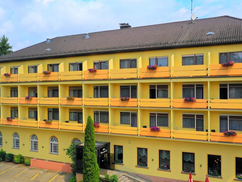 Bayerischer Hof 1