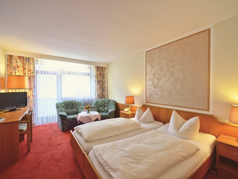 Bayerischer Hof 5