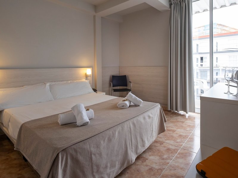 Rosamar Maritim 38 - Room Example