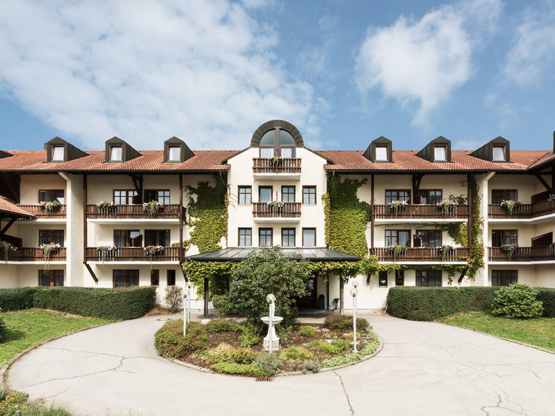 Landhotel Rosenberger 1