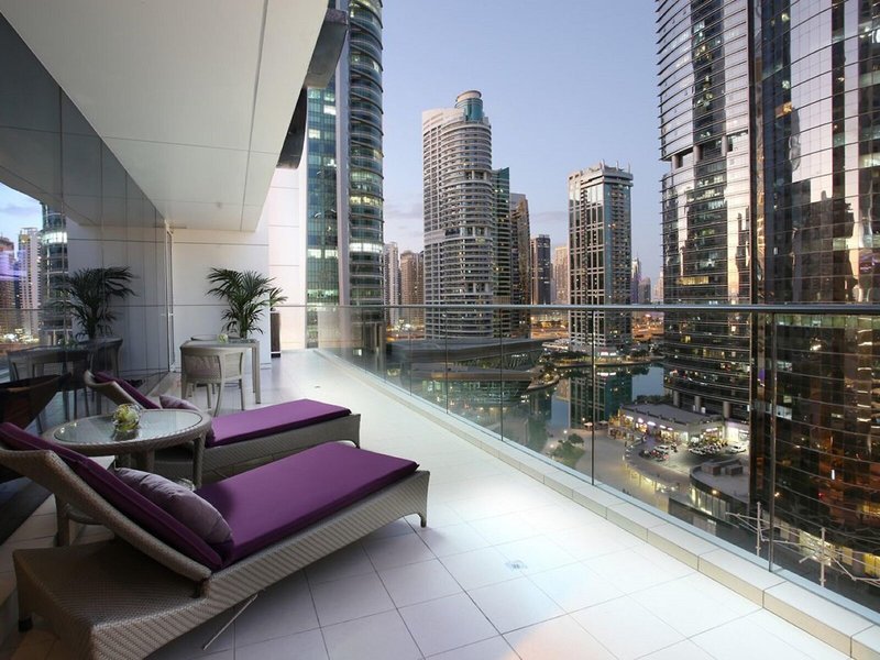 Bonnington Jumeirah Lakes Towers 3