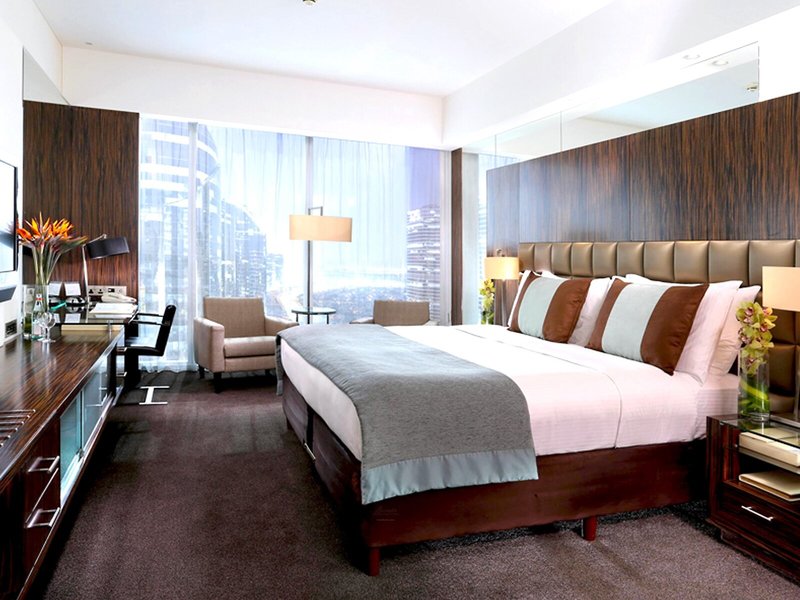 Bonnington Jumeirah Lakes Towers 44
