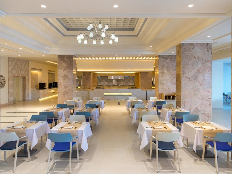 Royal Azur Thalasso Golf 18