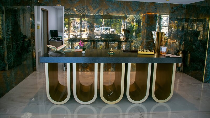 Calvi Hotel 12 - Lounge / Lobby