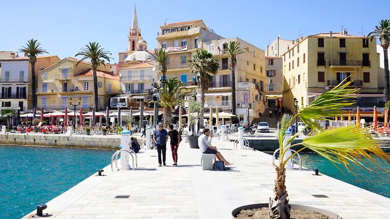 Calvi Hotel 26 - City