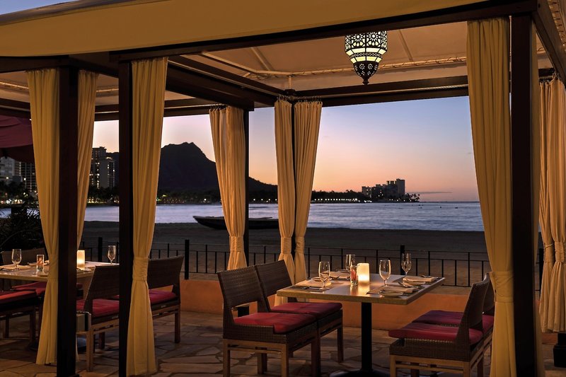 The Royal Hawaiian, A Luxury Collection Resort 15