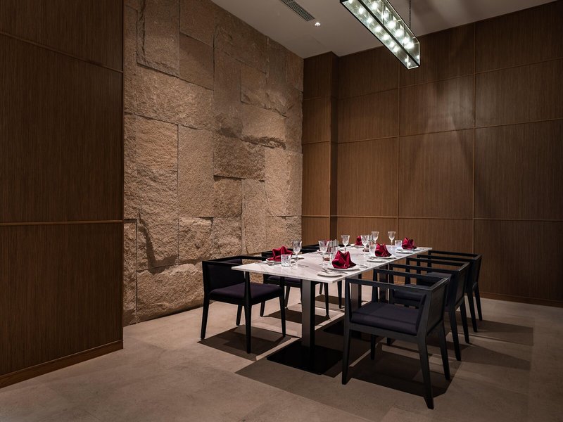 Crowne Plaza Danang City Centre 26