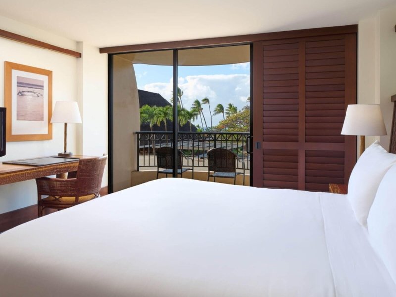 Royal Lahaina Resort & Bungalows 5