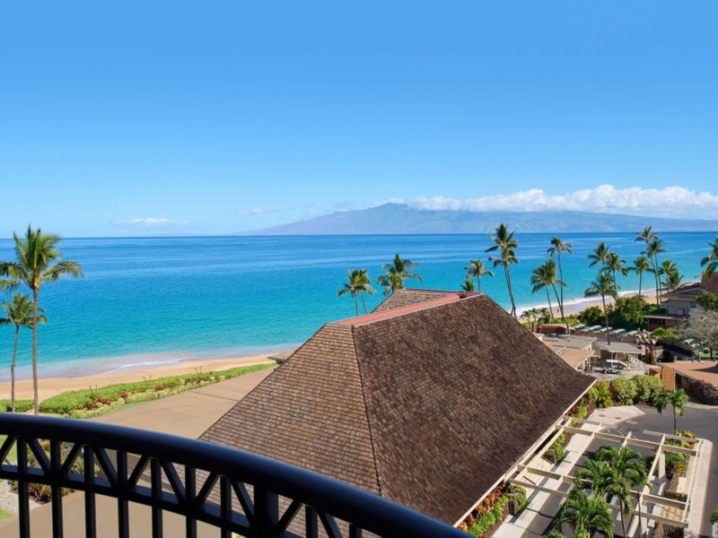 Royal Lahaina Resort & Bungalows 17